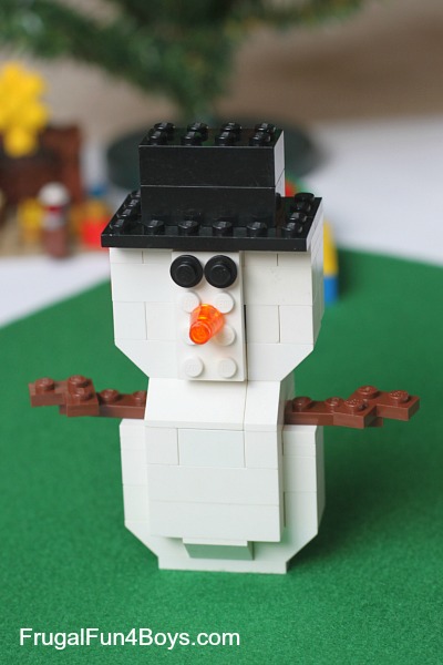 Christmas Lego Projects with Instructions