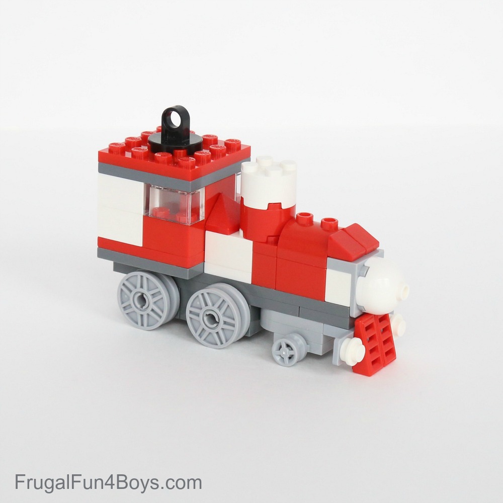 Five LEGO Christmas Projects to Build with Instructions