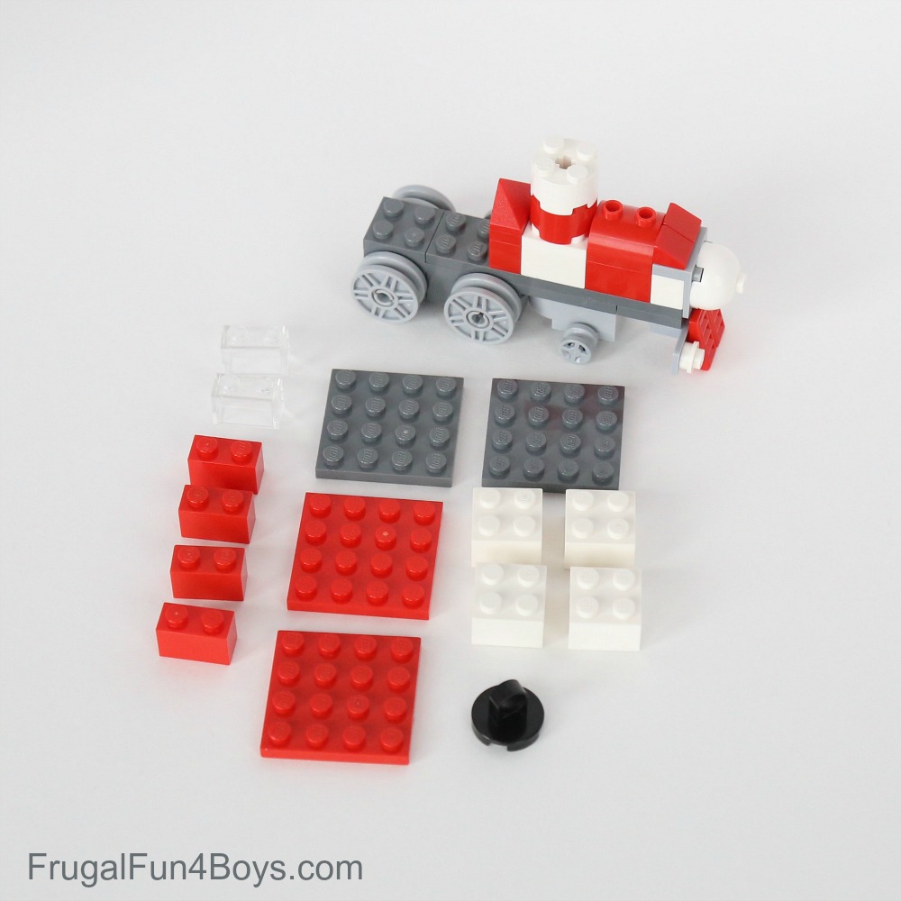 Five Christmas LEGO Projects to Build