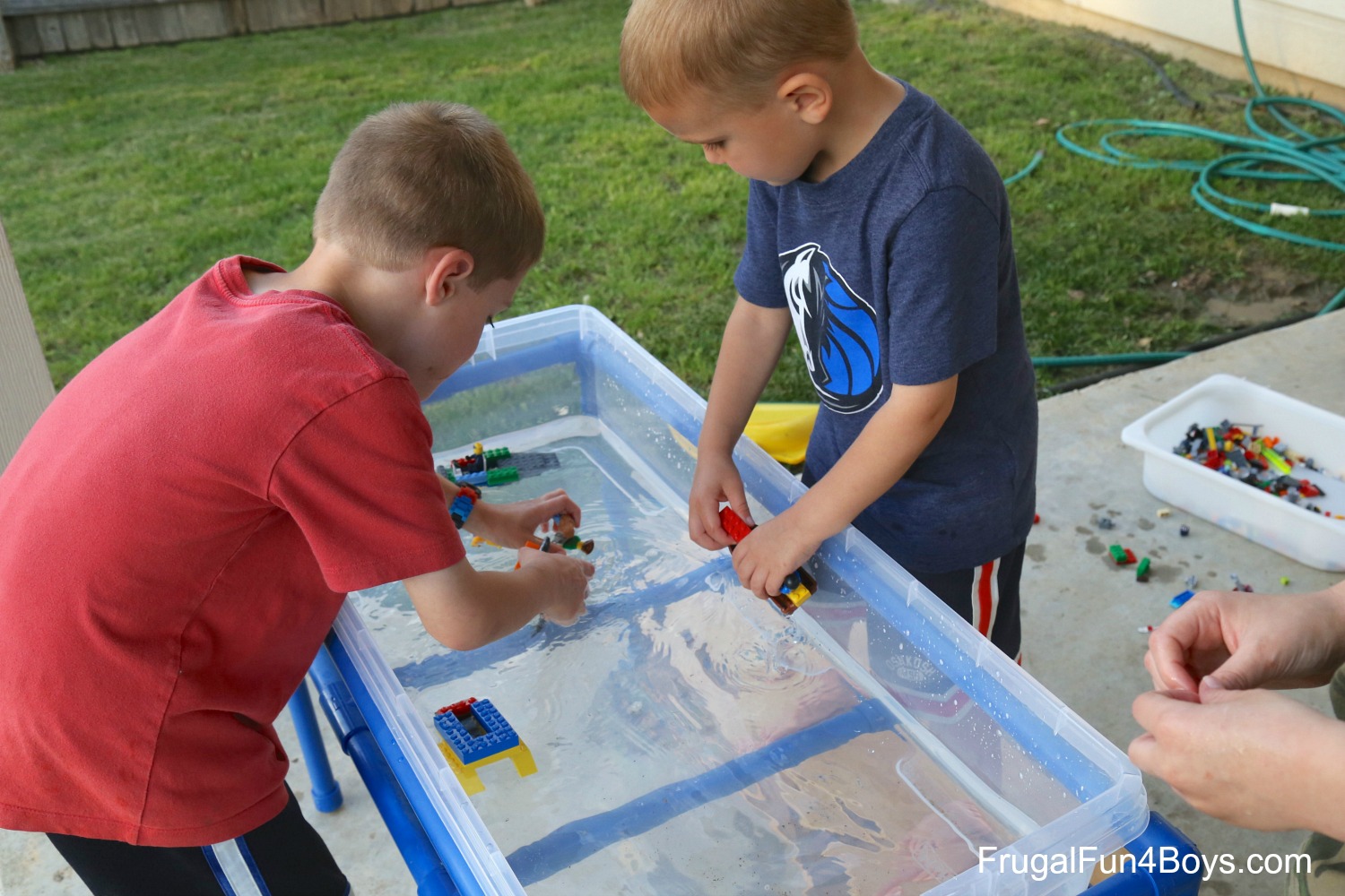 Awesome Water Table Play Ideas
