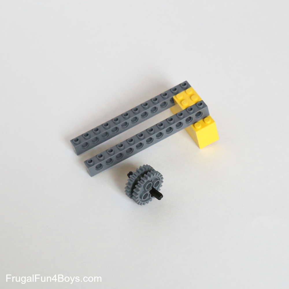 LEGO Building Challenge: Machines + Paper