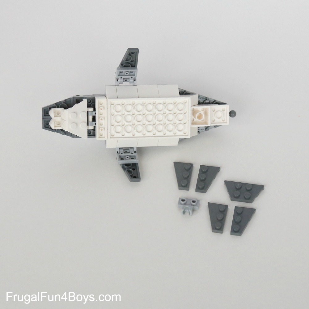 LEGO Sharks Building Instructions