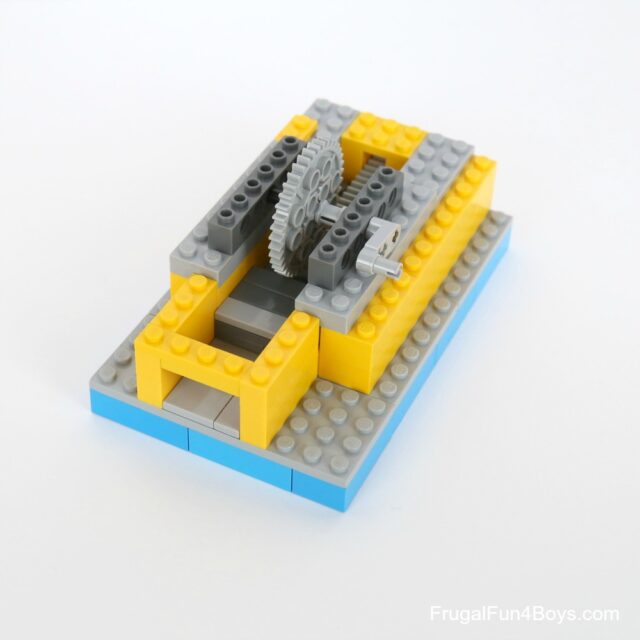 How to Build a LEGO® Candy Machine {Dispense One Candy at a Time ...
