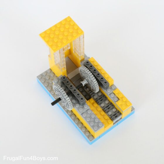 How to Build a LEGO® Candy Machine {Dispense One Candy at a Time ...
