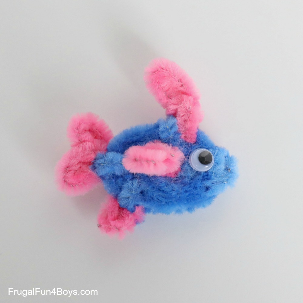 Adorable Pipe Cleaner Animals Craft for Kids - Frugal Fun For Boys and Girls