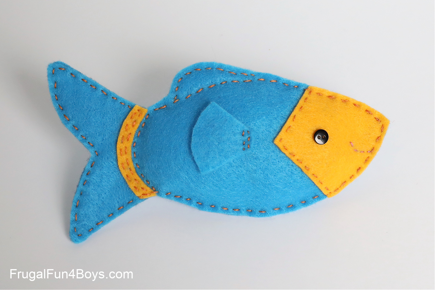 Felt Ocean Animals Beginning Sewing - Frugal Fun For Boys and Girls