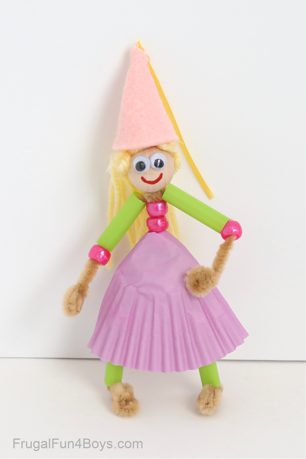 Pipe cleaner princess craft