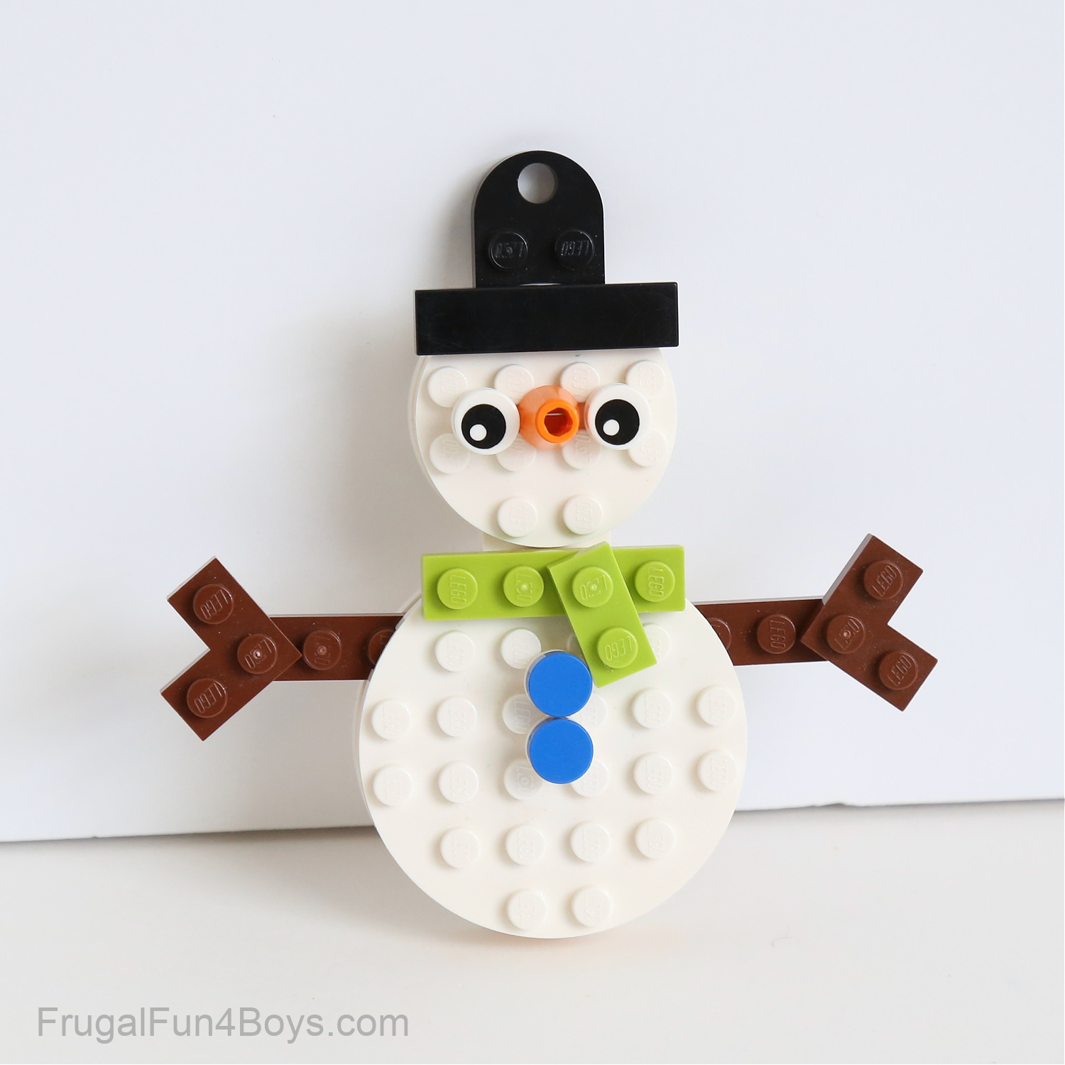 build LEGO Christmas ornaments - snowman