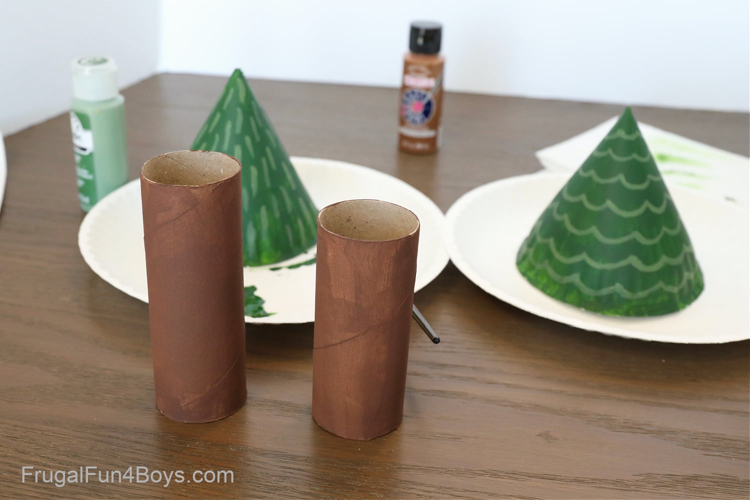 Paper Plate Christmas Tree Craft - Frugal Fun For Boys and Girls